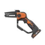 Mini motosierra de poda WORX WG324E para ramas de hasta 12 cm